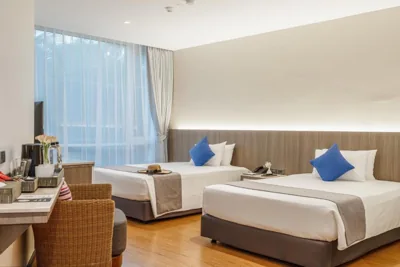 Deluxe tweepersoonskamer met twee tweepersoonsbedden – geen balkon — Splash Beach Resort Phuket, Family-Friendly Beachfront Resort